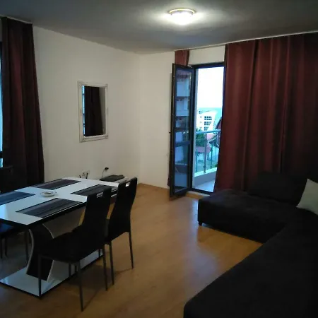 Apartman Byala 3 *